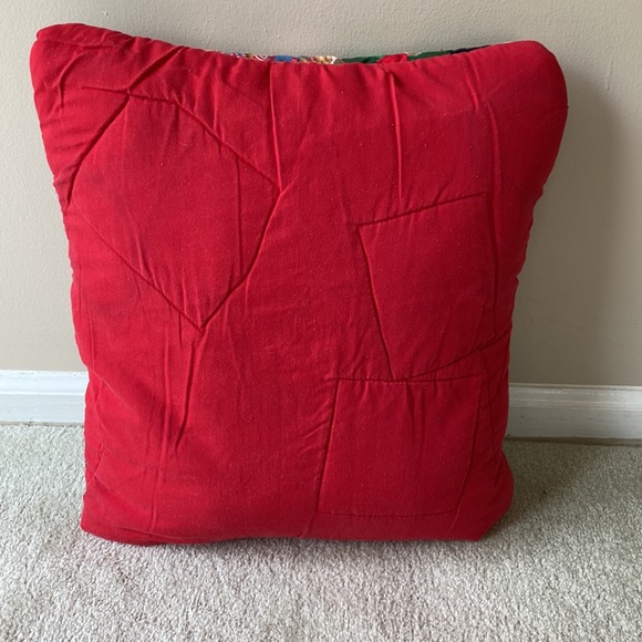 Handmade Foldable Christmas blanket/pillow with dual purpose - Picture 12 of 12